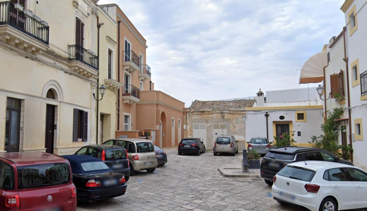 Appartamento Fontanella Deluxe Bríndisi Exterior foto