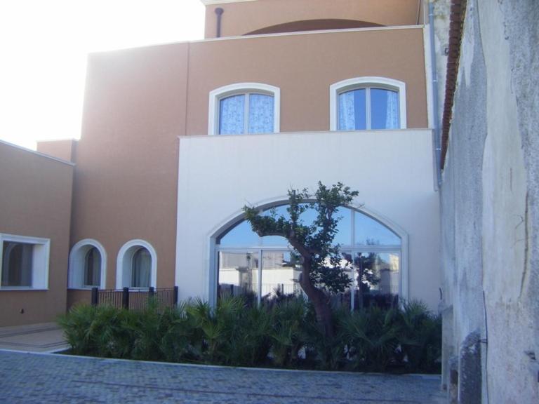 Appartamento Fontanella Deluxe Bríndisi Exterior foto
